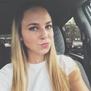 Meet your Posher, Mackenzie